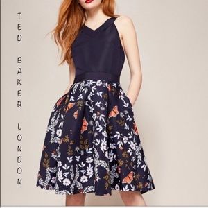 END OF SUMMER SALE! TED BAKER LONDON KYOTO PRINT